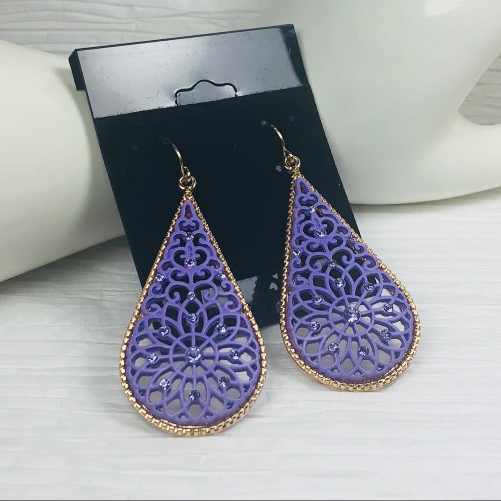 Charming Charlie Purple Teardrop Earrings 2”